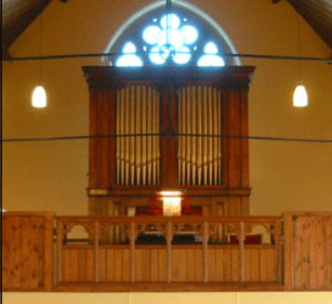Organ and gallery at Box Methodist Church